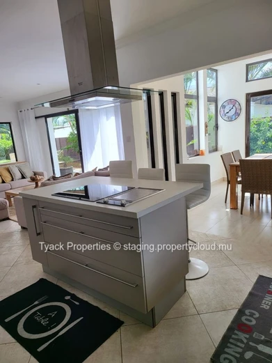 RES Villa for Sale in Pointe aux Piments – 3-Bedroom Ensuite