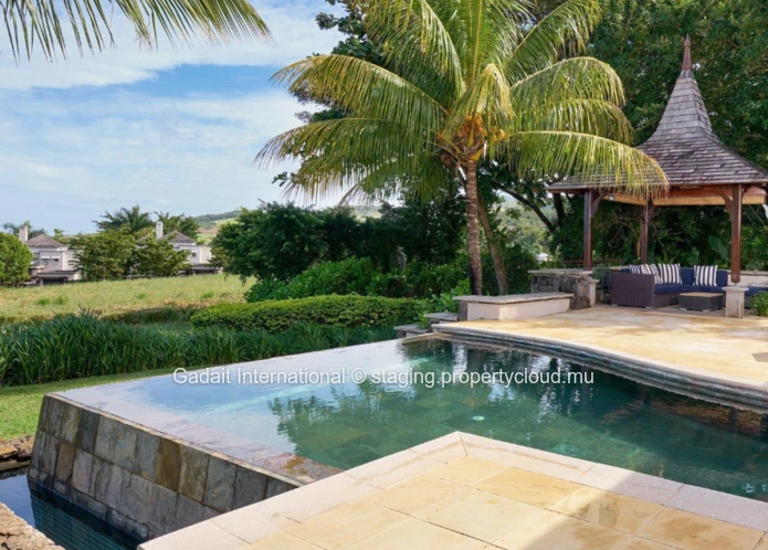 Villa meublée avec vue collines et mer à vendre | Heritage Valriche – Bel Ombre