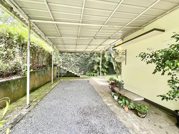 Maison de 8 Chambres