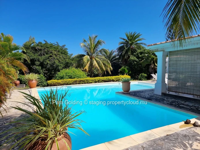 Charming 4-bedroom house nestled in the picturesque village of Tamarin