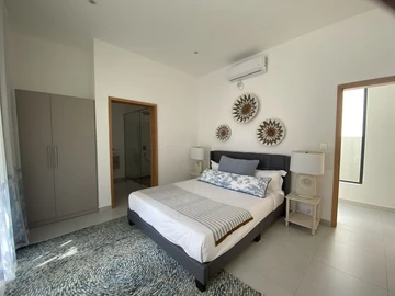 4 Bedroom Villa