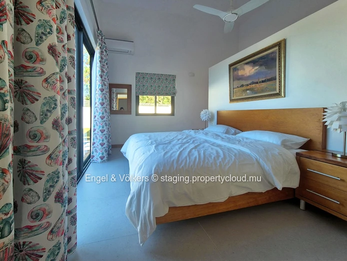 Contemporary 3 bedroom Villa for long term rent in Tamarin