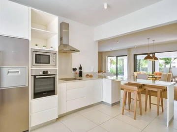 3 Bedroom Apartment