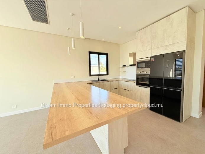 Amazing Beachfront Penthouse With Sea & Mountain View At Black River - Mauritius