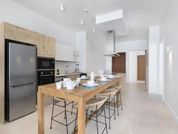 3 Bedroom Apartment