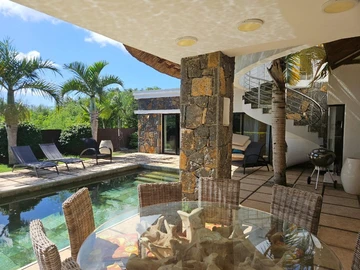 4 Bedroom Villa
