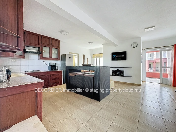 Penthouse for rent in a secure residence