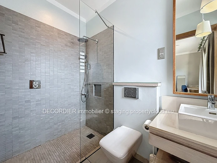 A spacious and secure villa for the whole family