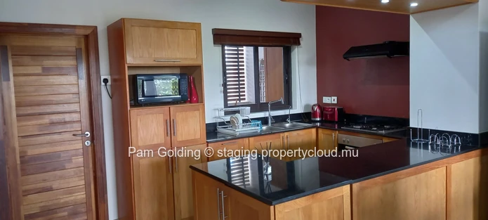 Spacious Penthouse Living in Sought-After Tamarin