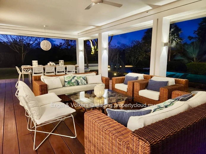 Exceptional and Spacious Villa in Forêt Daruty