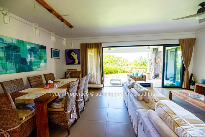 Charmant Appartement avec Jardin Privatif