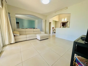 Maison de 4 Chambres