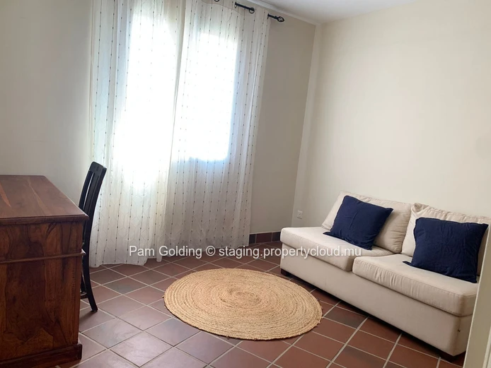 Duplex in a quiet area