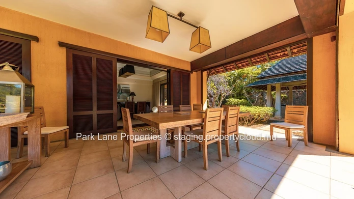 Villa de Prestige de 4 Chambres avec Piscine, Kiosk & Jardin au Tamarina Golf Estate