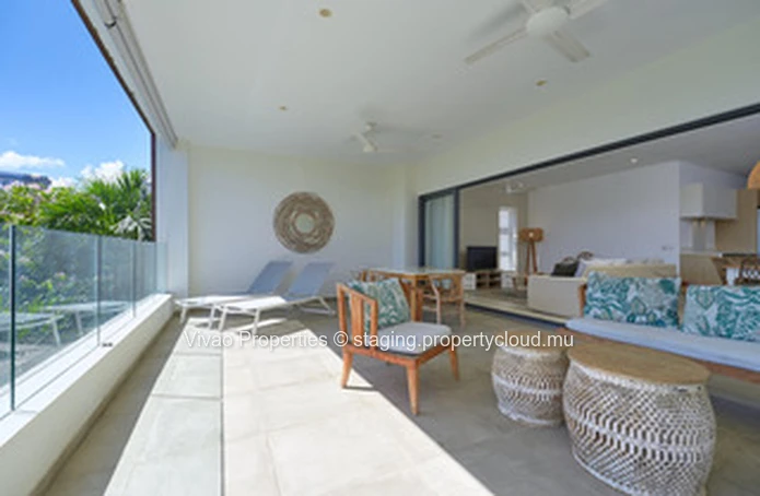 Cozy apartment accessible to foreigners for sale in Pointe aux Canonniers, 131m², 3 bedrooms, shared pool, garden, se...