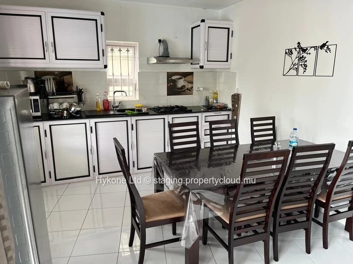 Villa For Rent In Pereybere