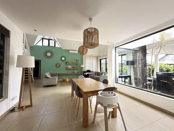 4 Bedroom Villa