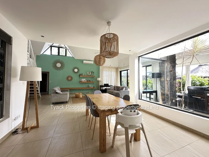Contemporary PDS Villa with Cathedral Volumes in Cap Malheureux