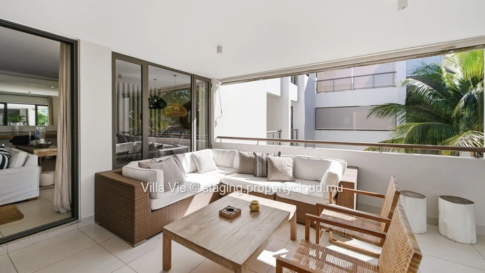 Péreybère - Magnificent 3-bedroom penthouse with large rooftop and private pool (Sole Mandate)