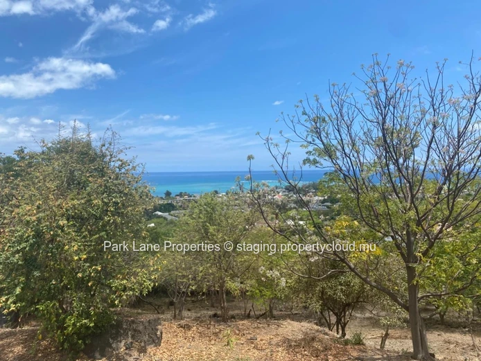 Beau terrain pour un projet immobilier dans l'ouest de l'Île Maurice