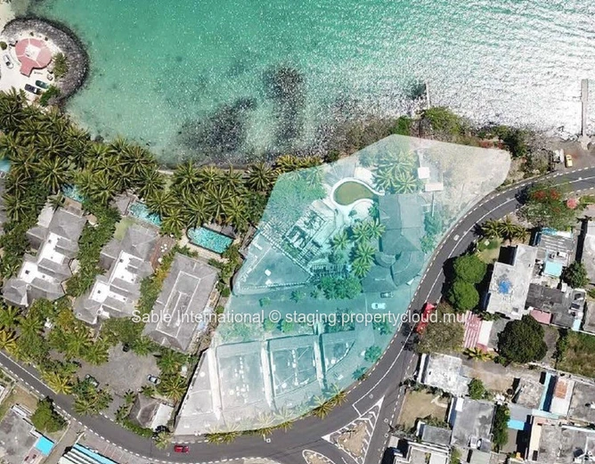 Appartement R+2 à vendre, situé à Grand Baie, 140m², 3 chambres, piscine commune, vue mer