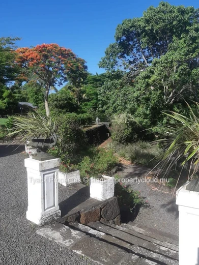 Spacious Estate with Main House and Pavilion on 5,058 m² in Argy, Flacq