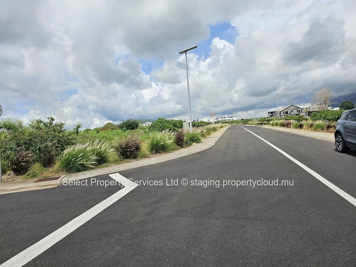 For Sale: 3-Bedroom Contemporary Villa in Les Jardins D’Anna Phase 2, Flic en Flac