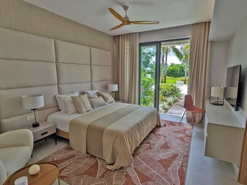5 Bedroom Villa