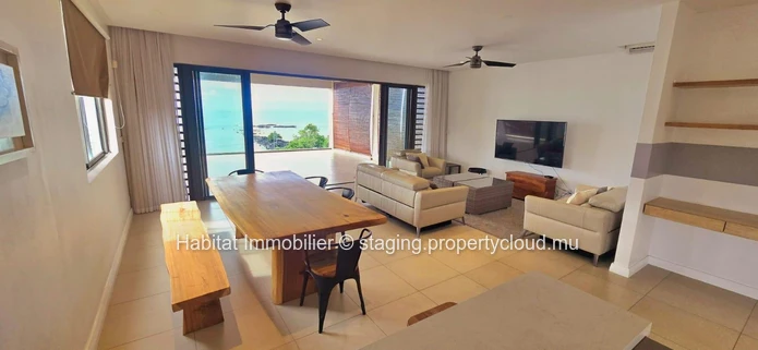 Discover this stunning beachfront penthouse of 210 m², fully furnished and equipped, located in Pointe aux Biches. A ...