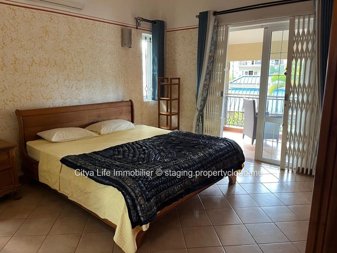 Spacious 3-Bedroom Suite Villa in a Secure Residence