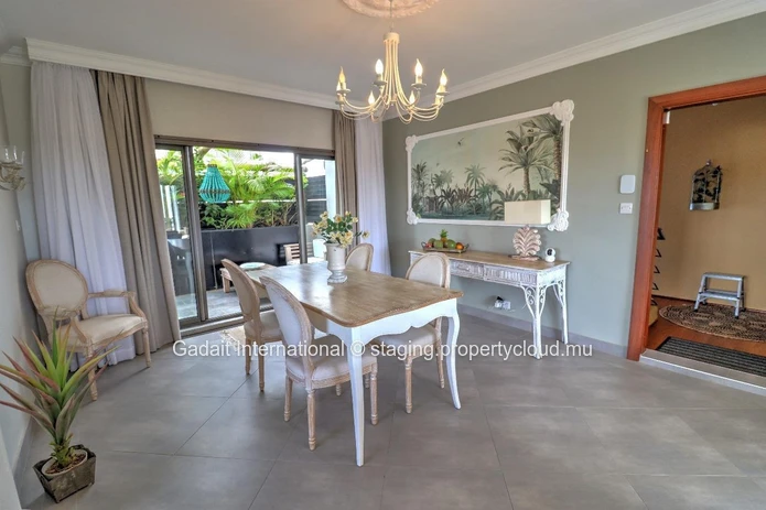 Contemporary Penthouse in Trou aux Biches – Open View and Beach Access 200 Meters Away