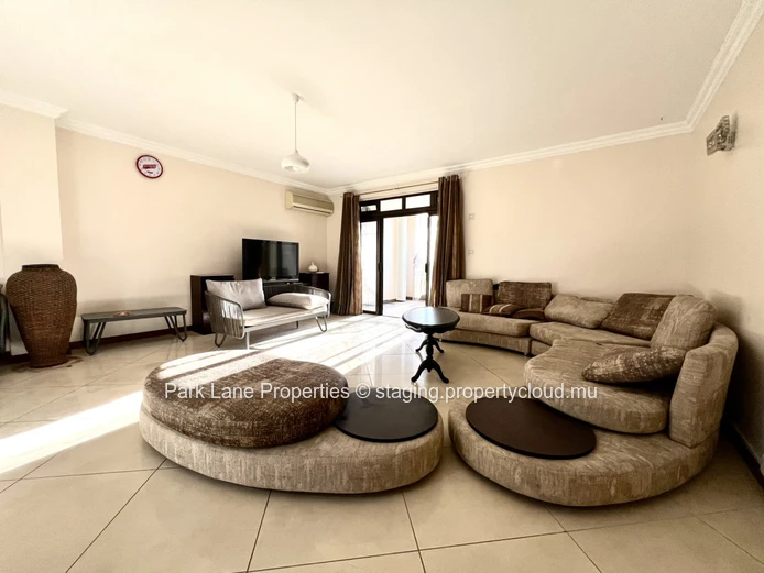 Appartement Spacieux de 3 Chambres à Quatre Bornes