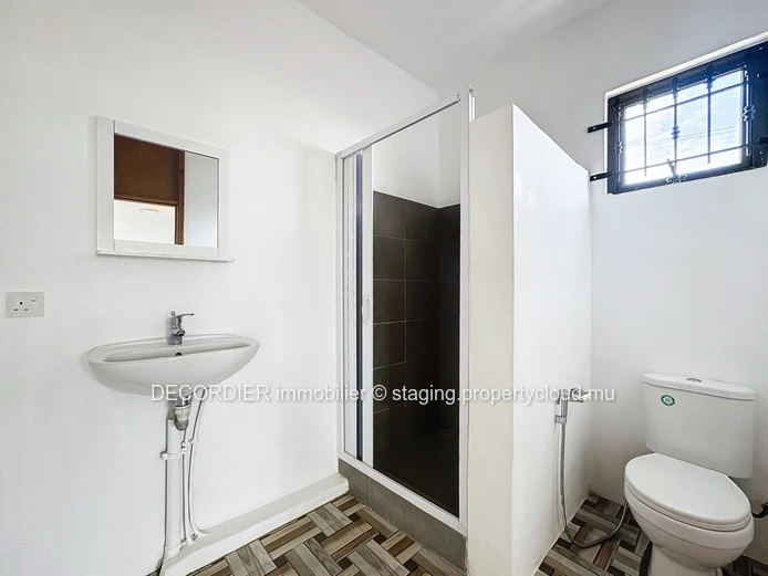 Pretty 3-bedroom house with swimming pool (Sole Mandate)