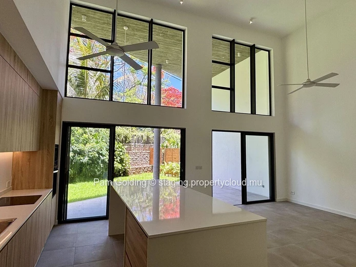 Appartement de 3 Chambres à Vendre à Pointe aux Canonniers | Marine Residences