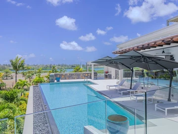 4 Bedroom Villa