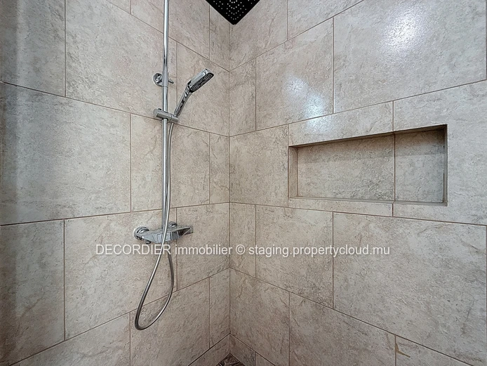 Modern villa with pool in a peaceful setting – Off-Plan sale