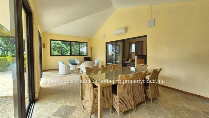 Belle Villa de 3 chambres à vendre à Hillside, Belle Vue