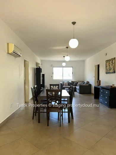 Charming 3-Bedroom RES Villa with Pool Near the Beach – Pointe aux Piments