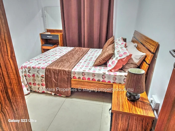 Stunning 110m² Apartment in Flic en Flac with Common Pool & Secure Parking - Fully Furnished & Close to the beach.