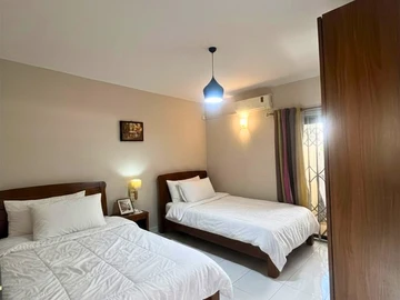 2 Bedroom Apartment