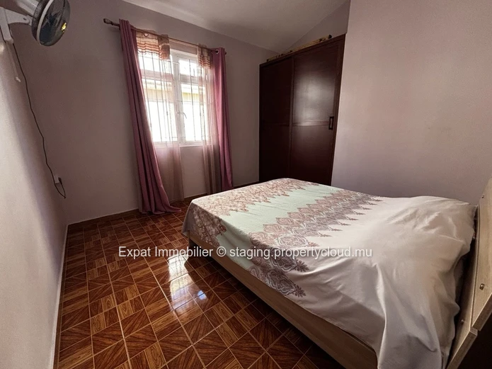 4-Bedroom House With Rooftop Near The Beach – Pereybere