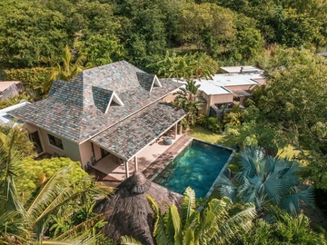 5 Bedroom Villa