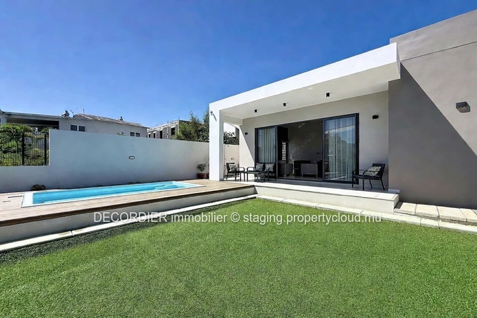 Modern house close to the beach