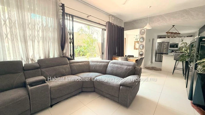 Maison de charme avec espace de vie intérieur-extérieur 