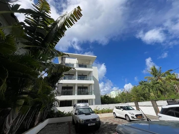16 Bedroom Building
