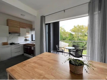 5 Bedroom Apartment