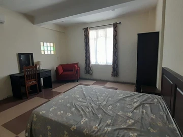 15 Bedroom Apartment
