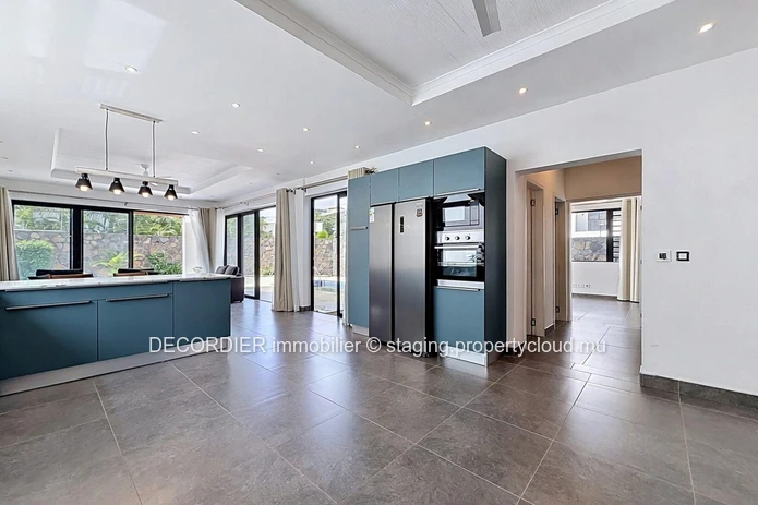 Modern villa for rent in Trou aux Biches