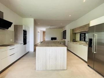 4 Bedroom Apartment