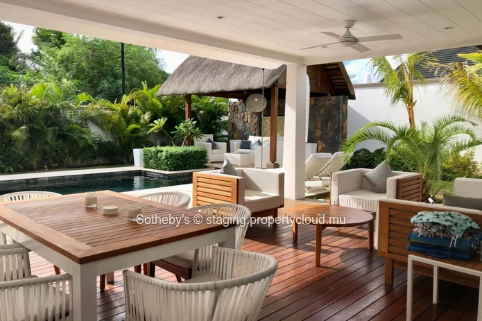 Outdoor Living 